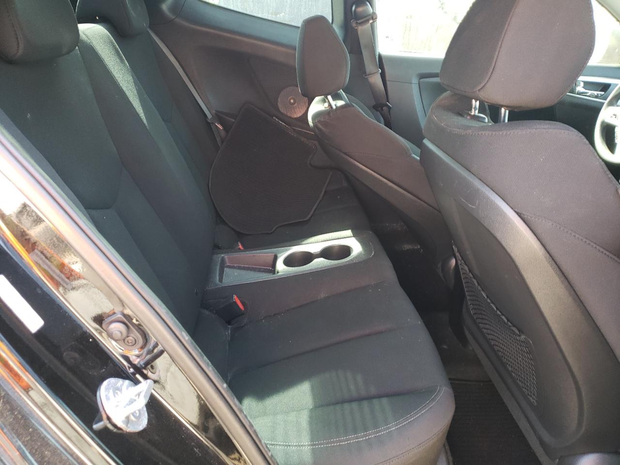 Photo 6 from auction – 2013 HYUNDAI VELOSTER with VIN KMHTC6ADXDU142603