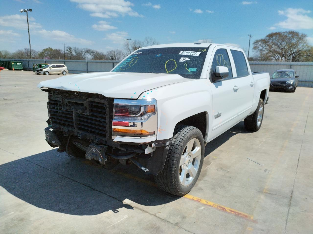 Photo 2 from auction – 2018 CHEVROLET SILVERADO with VIN 3GCPCREC1JG545201