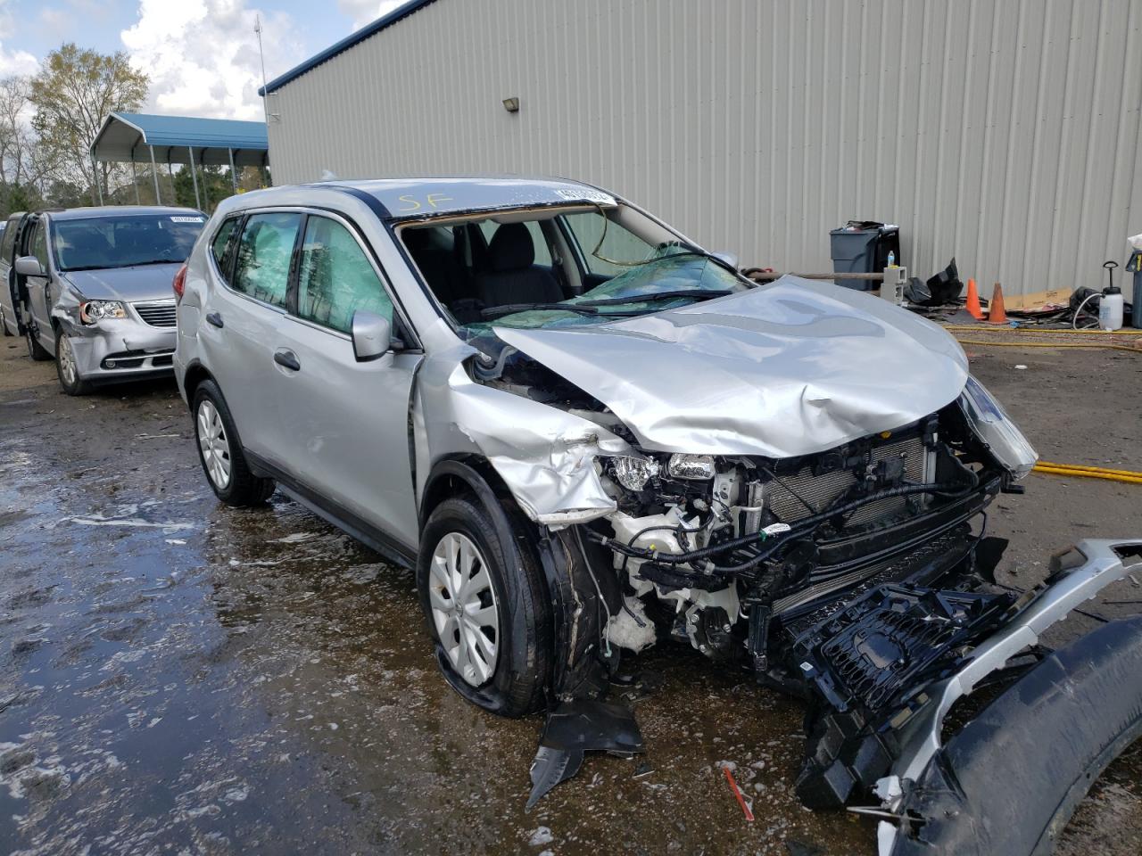 NISSAN ROGUE S 2018 with VIN 5N1AT2MT5JC711538 - Photo from auction
