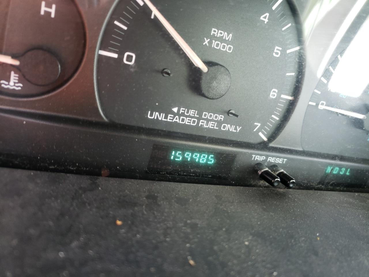 Photo 8 from auction – 1999 DODGE CARAVAN SE with VIN 2B4GP45G1XR264588