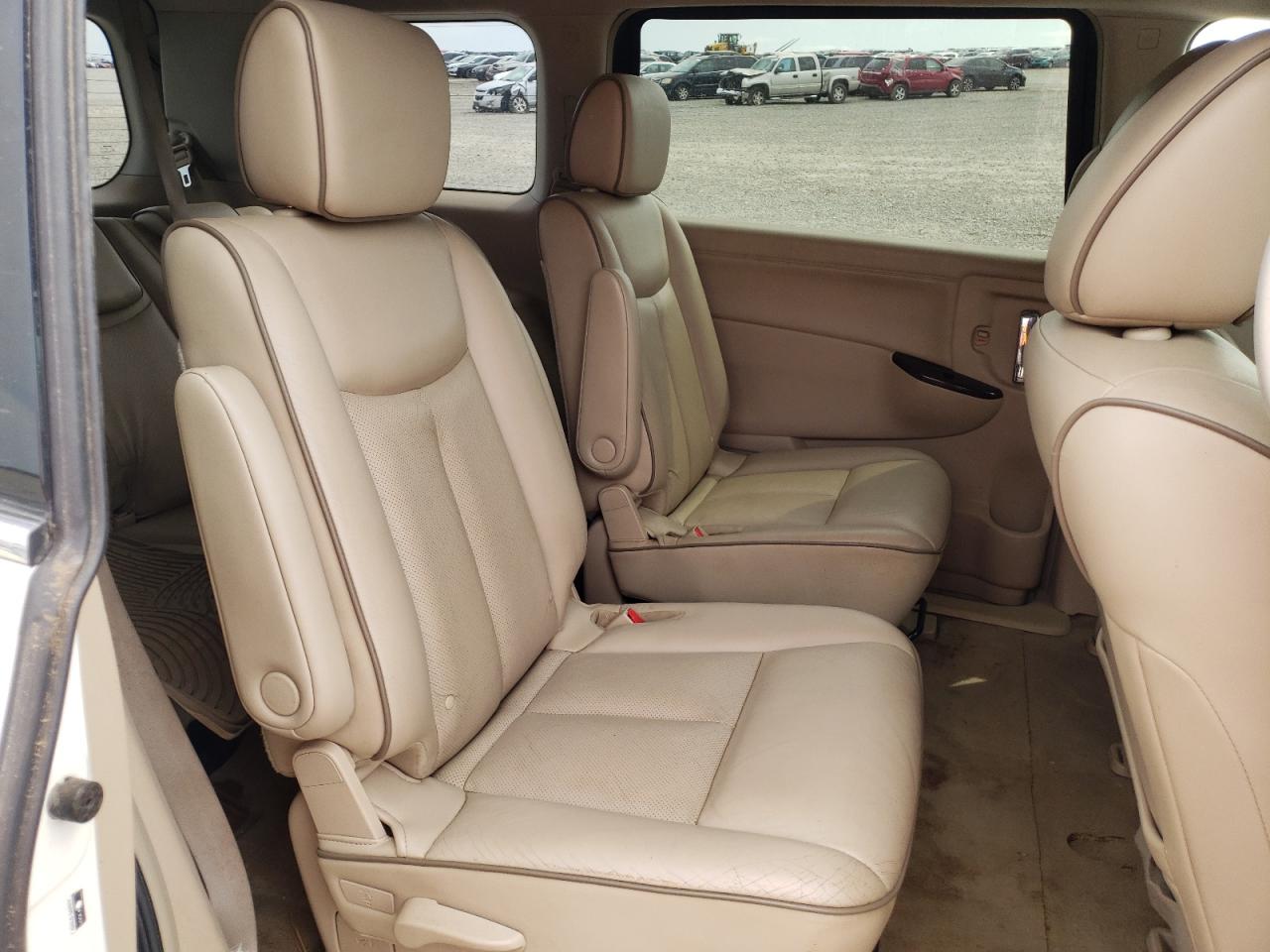 Photo 6 from auction – 2011 NISSAN QUEST S with VIN JN8AE2KP3B9008043