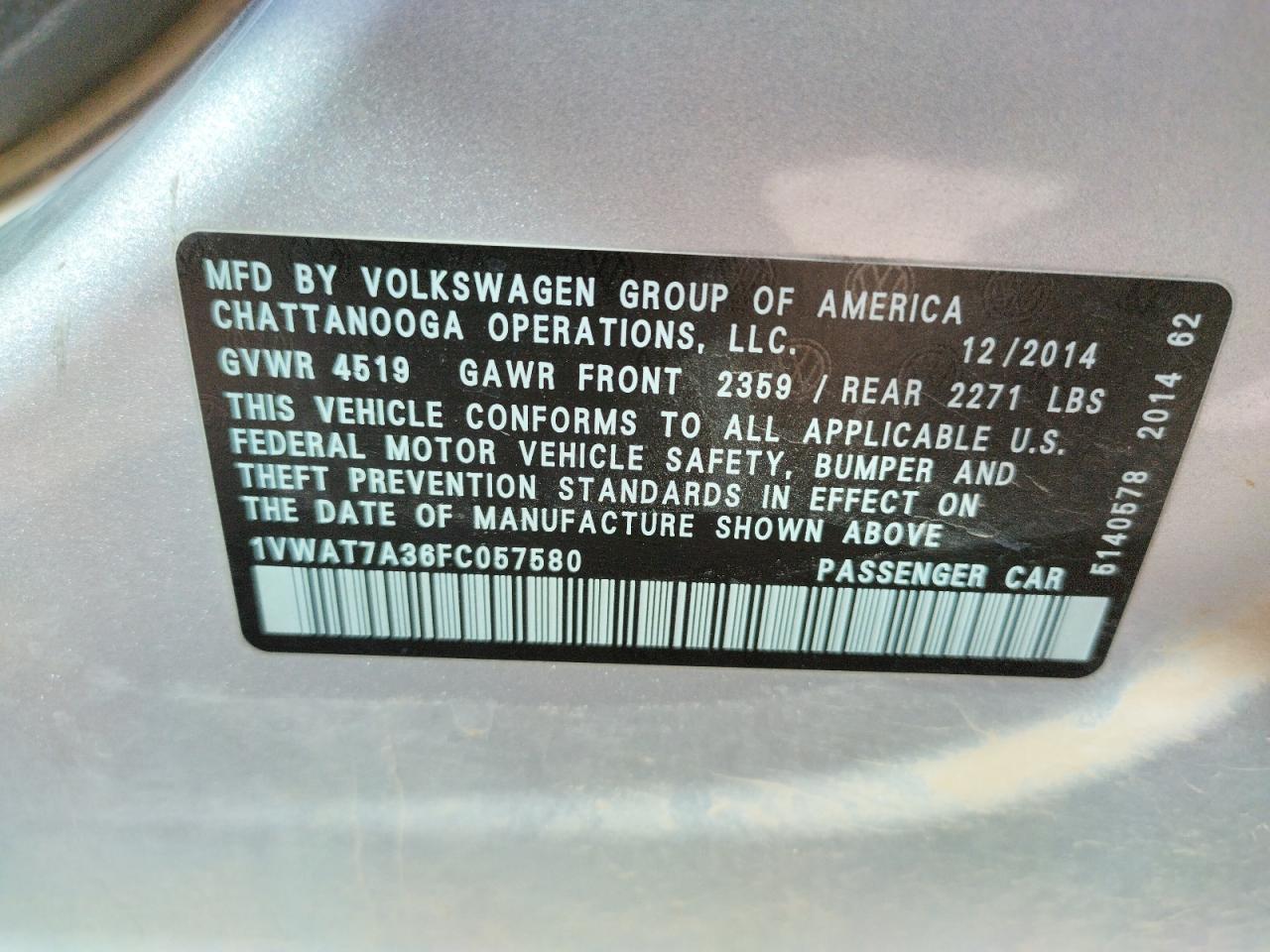 Photo 10 from auction – 2015 VOLKSWAGEN PASSAT S with VIN 1VWAT7A36FC057580