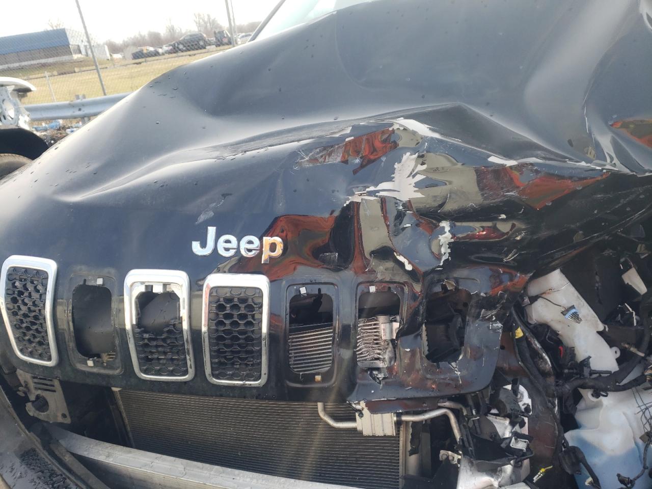 Photo 7 from auction – 2019 JEEP CHEROKEE L with VIN 1C4PJMDX9KD261083
