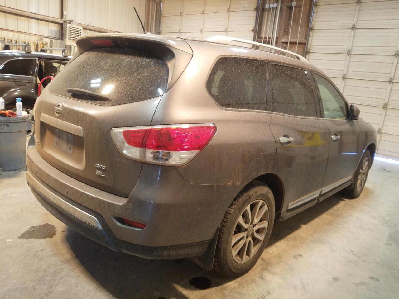Photo 4 from auction – 2014 NISSAN PATHFINDER with VIN 5N1AR2MM5EC732788