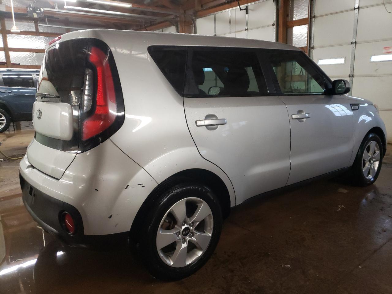 Photo 4 from auction – 2018 KIA SOUL with VIN KNDJN2A29J7570539