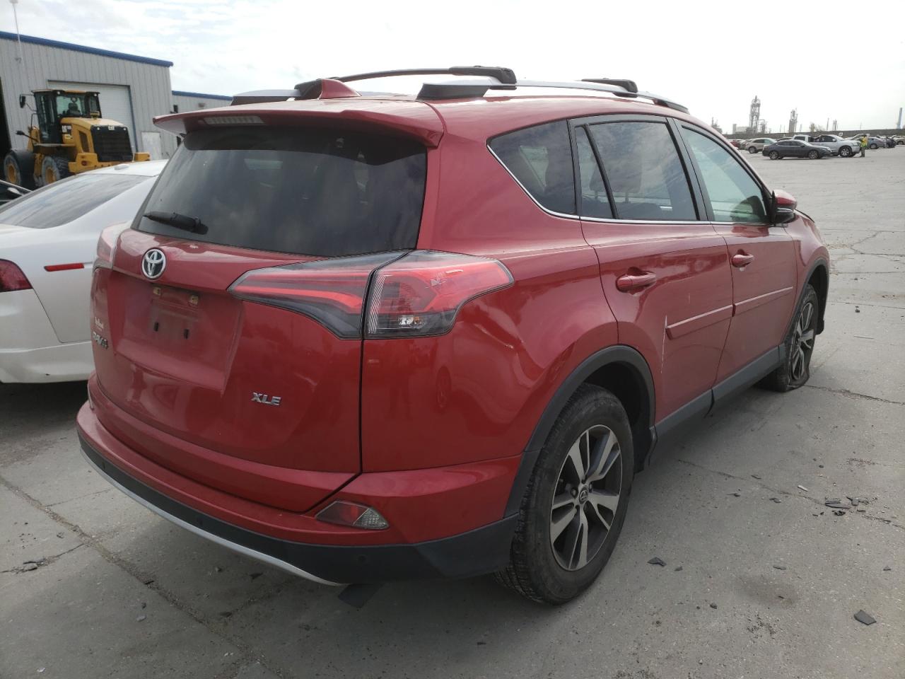 Photo 4 from auction – 2016 TOYOTA RAV4 XLE with VIN JTMWFREV6GJ086372
