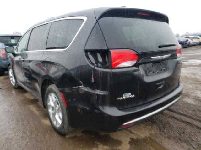 Photo 3 from auction – 2017 CHRYSLER PACIFICA T with VIN 2C4RC1BG0HR777472