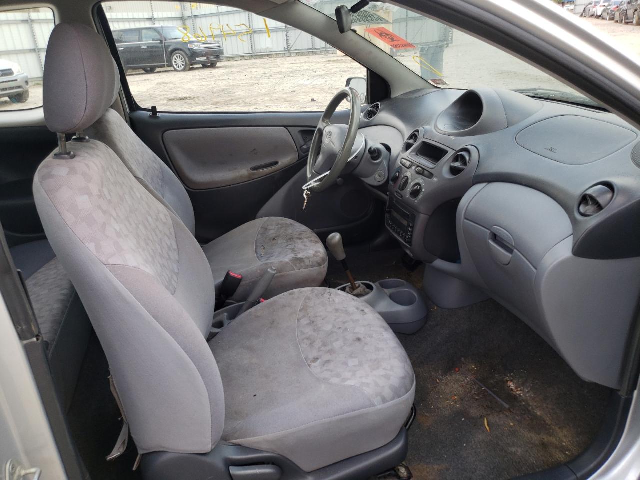 Photo 5 from auction – 2002 TOYOTA ECHO with VIN JTDAT123920247397