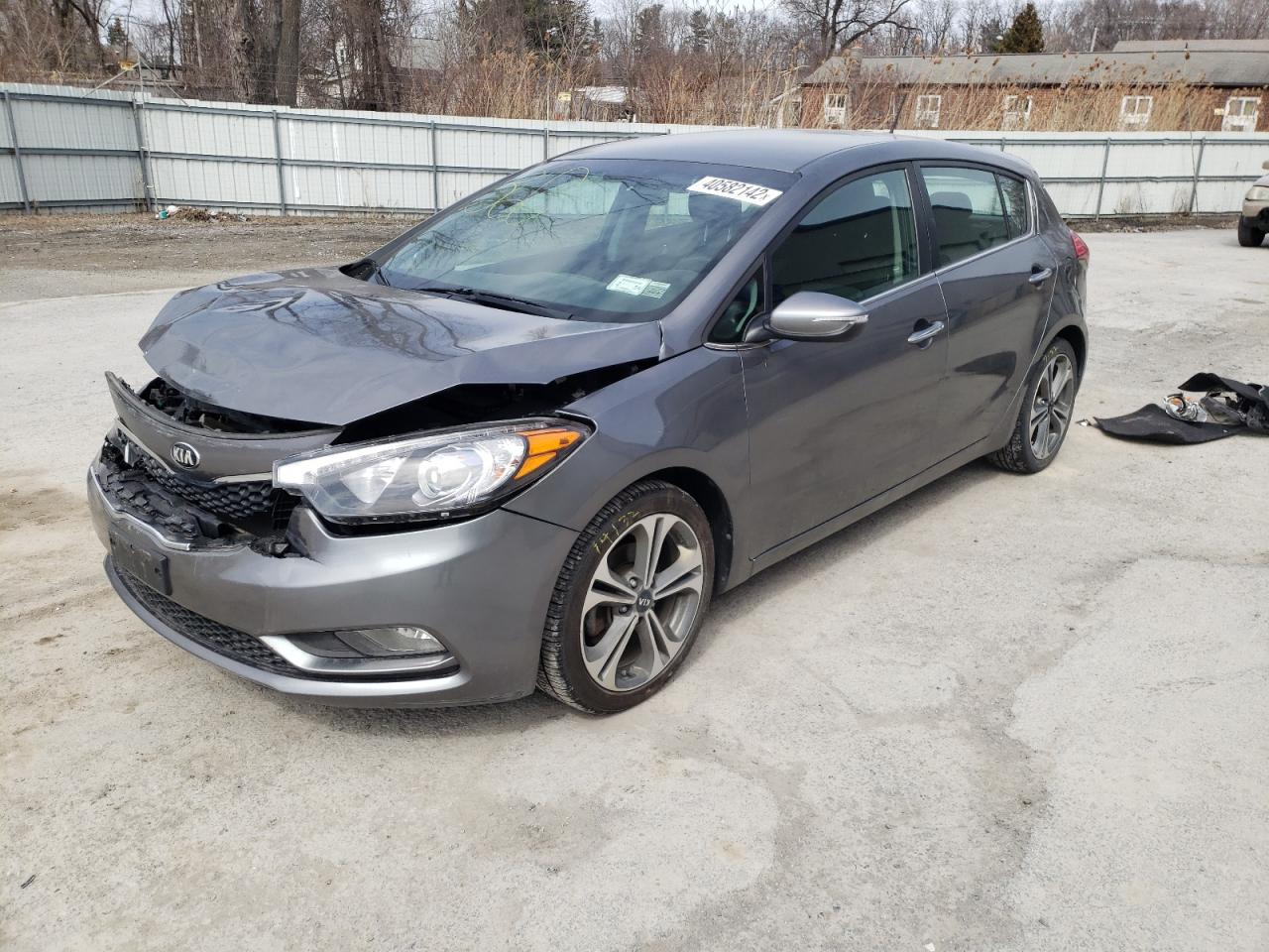 Photo 2 from auction – 2016 KIA FORTE EX with VIN KNAFX5A80G5618291