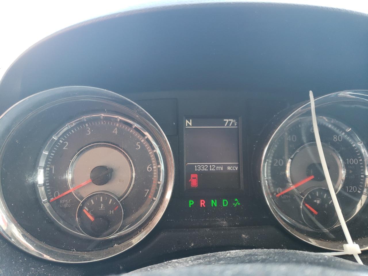 Photo 8 from auction – 2014 CHRYSLER TOWN & COU with VIN 2C4RC1CG2ER107223