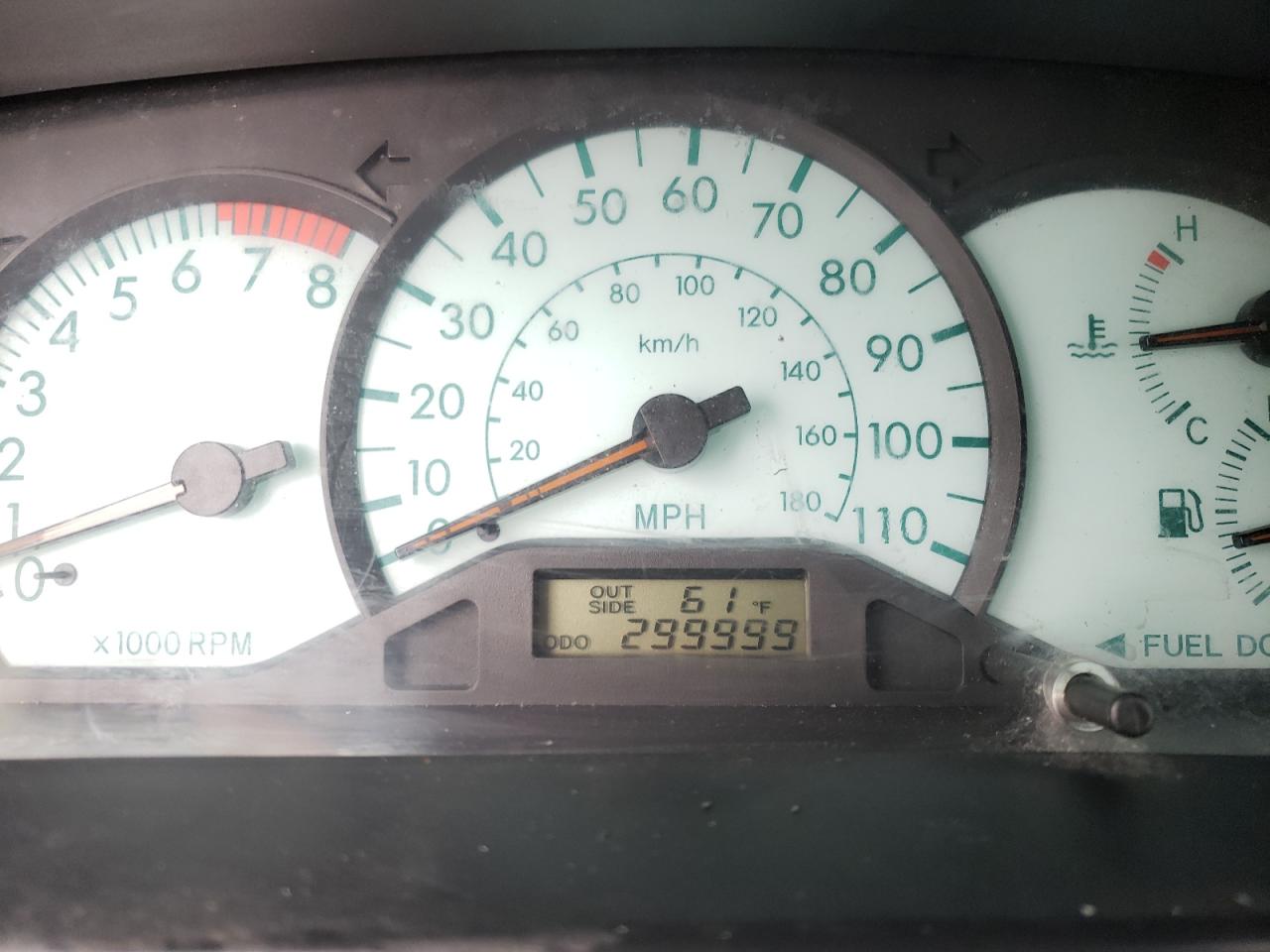 Photo 8 from auction – 2003 TOYOTA COROLLA CE with VIN JTDBR32E332001015