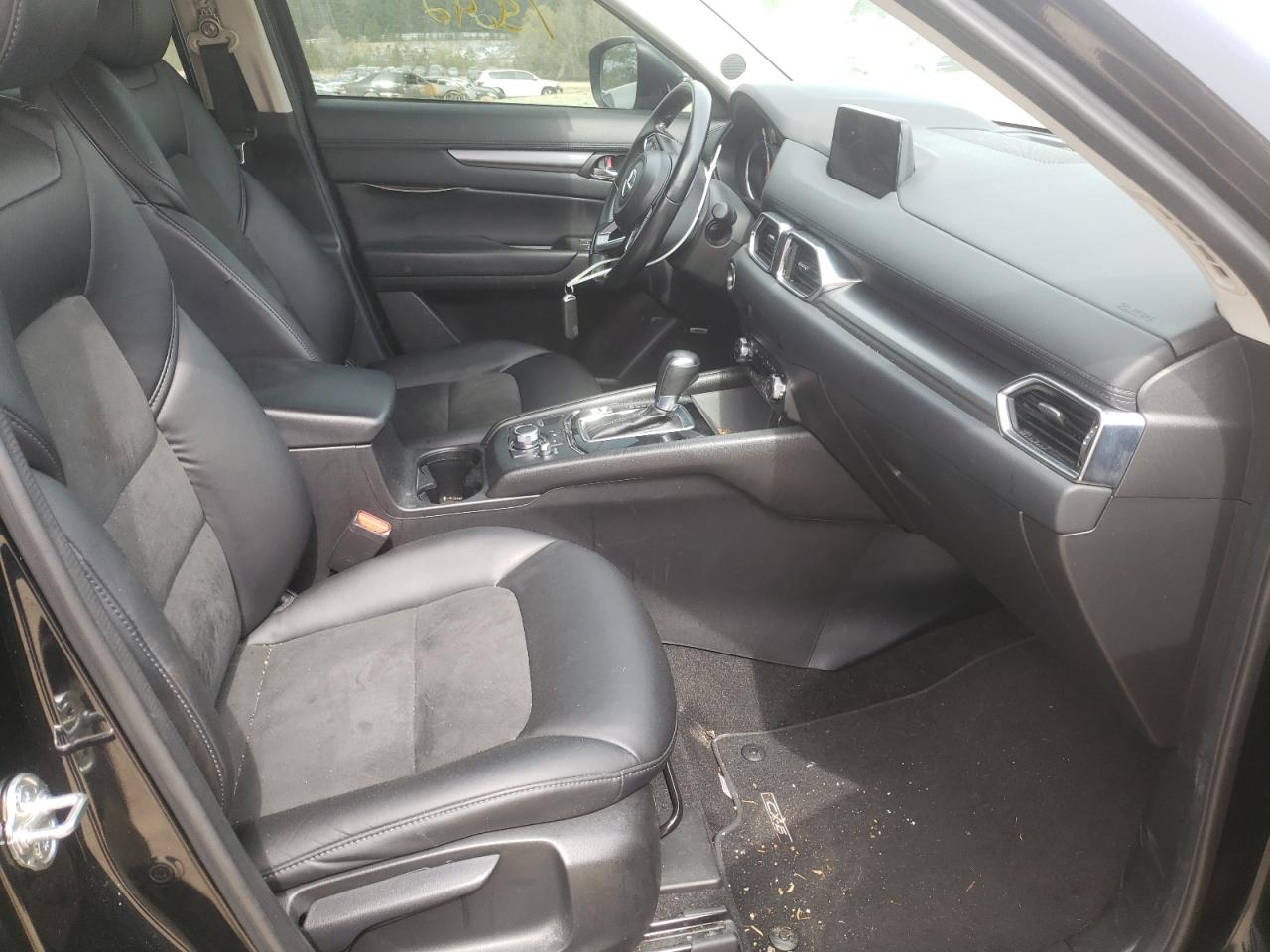 Photo 5 from auction – 2018 MAZDA CX-5 TOURI with VIN JM3KFACM5J0314800
