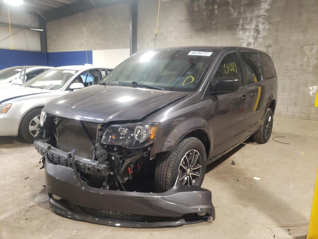 Photo 2 from auction – 2017 DODGE GRAND CARA with VIN 2C4RDGEG9HR733286