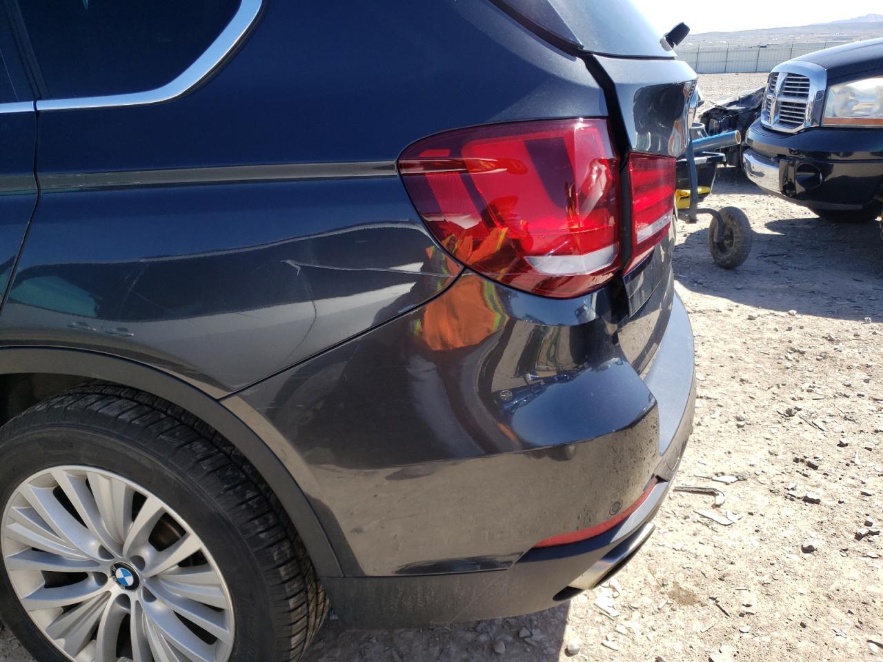 Photo 9 from auction – 2015 BMW X5 XDRIVE5 with VIN 5UXKR6C54F0J78249