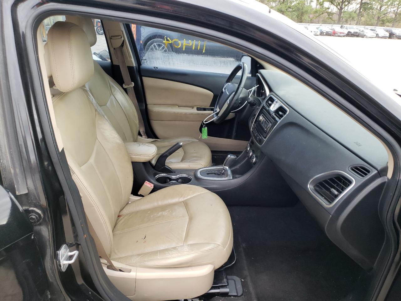Photo 5 from auction – 2011 CHRYSLER 200 LIMITE with VIN 1C3BC2FB1BN570894