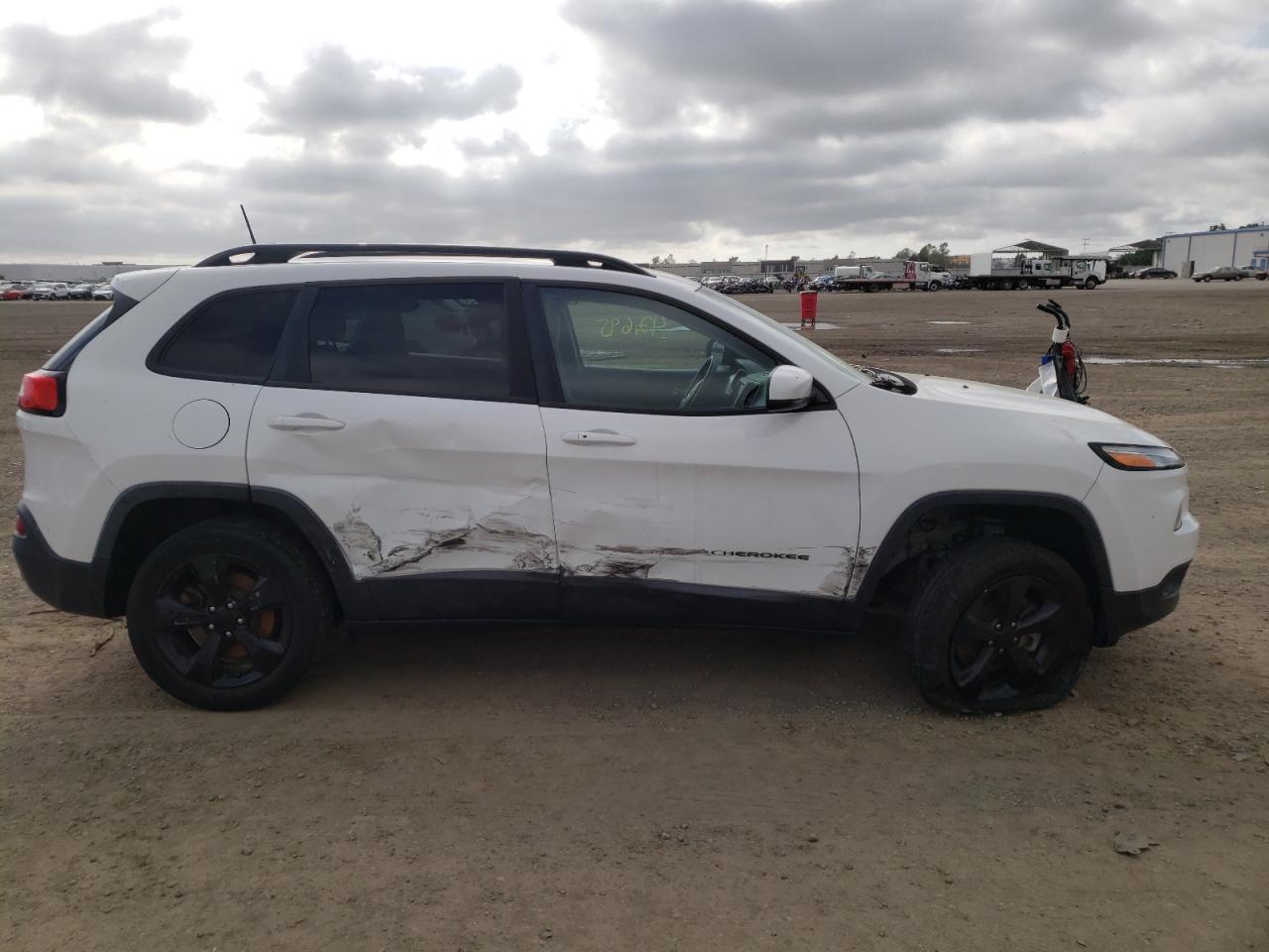Photo 9 from auction – 2018 JEEP CHEROKEE L with VIN 1C4PJLDX4JD518191