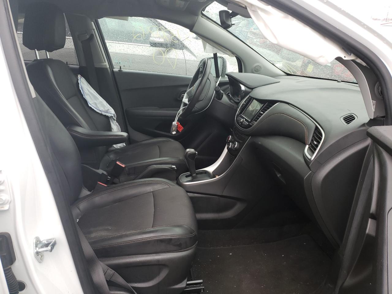 Photo 5 from auction – 2019 CHEVROLET TRAX 1LT with VIN KL7CJPSB0KB959954