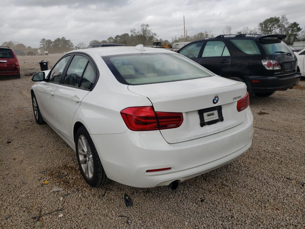 Photo 3 from auction – 2016 BMW 320 I with VIN WBA8E1G56GNT35737