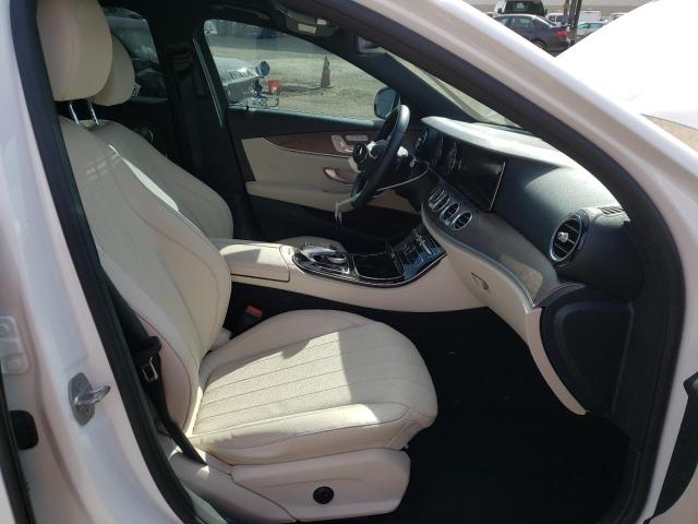 Photo 5 from auction – 2017 MERCEDES-BENZ E 300 with VIN WDDZF4JB4HA098538