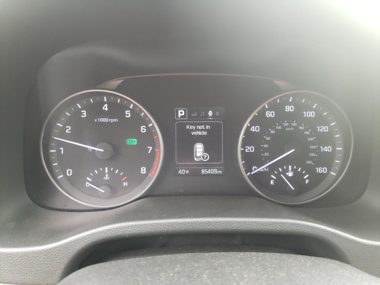 Photo 8 from auction – 2017 HYUNDAI ELANTRA SE with VIN 5NPD84LFXHH036634