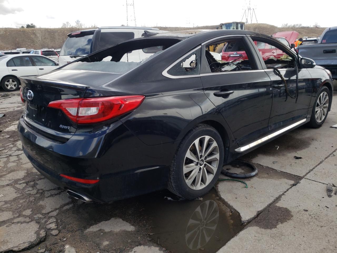 Photo 4 from auction – 2017 HYUNDAI SONATA SPO with VIN 5NPE34AF6HH586919