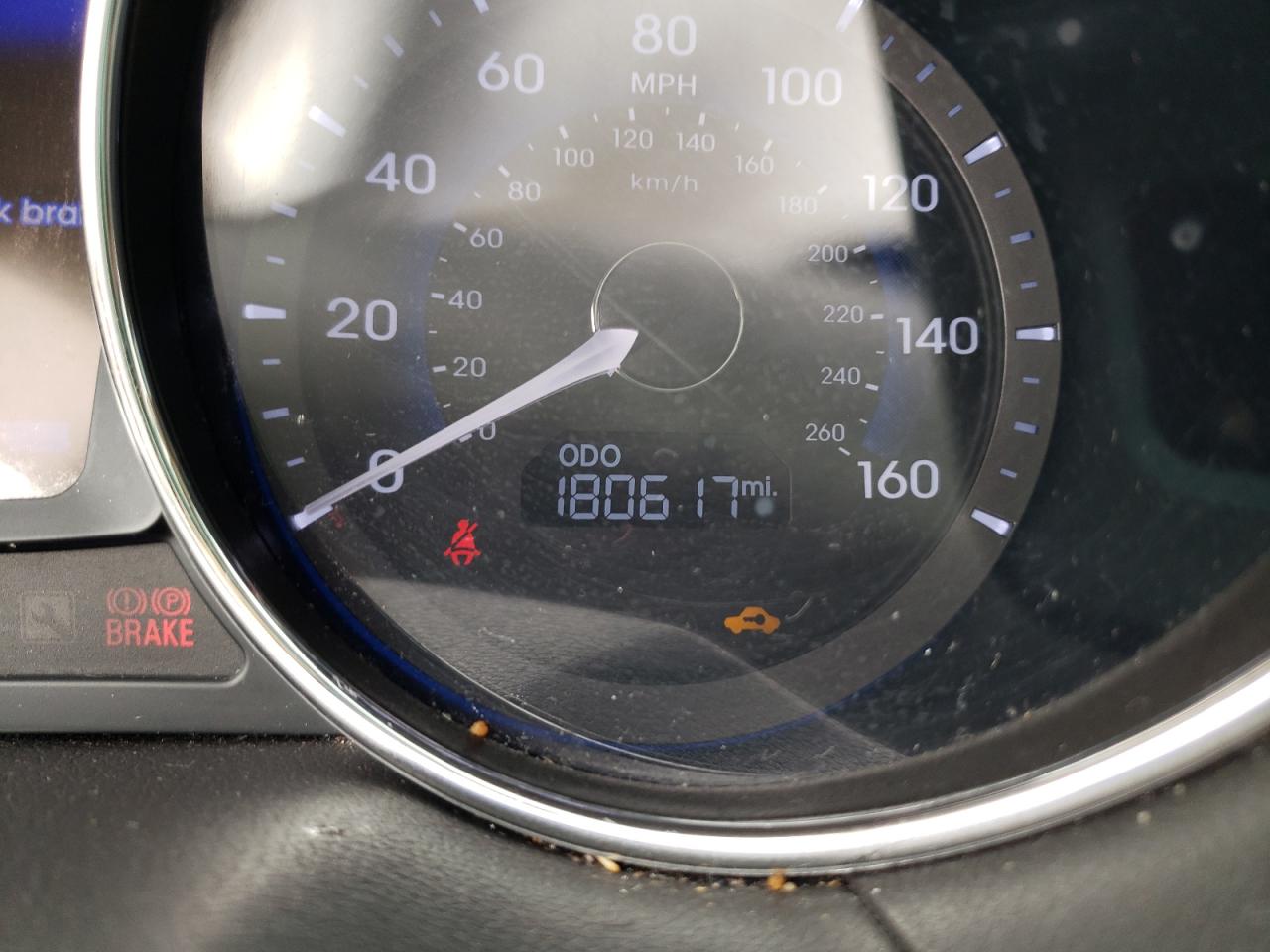 Photo 8 from auction – 2012 HYUNDAI SONATA HYB with VIN KMHEC4A45CA058640