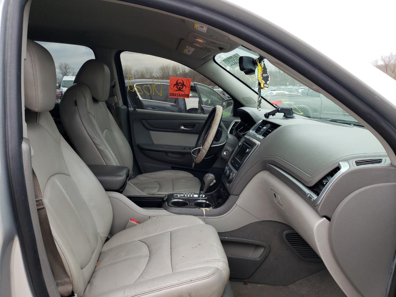 Photo 5 from auction – 2014 GMC ACADIA SLT with VIN 1GKKRRKD3EJ207703