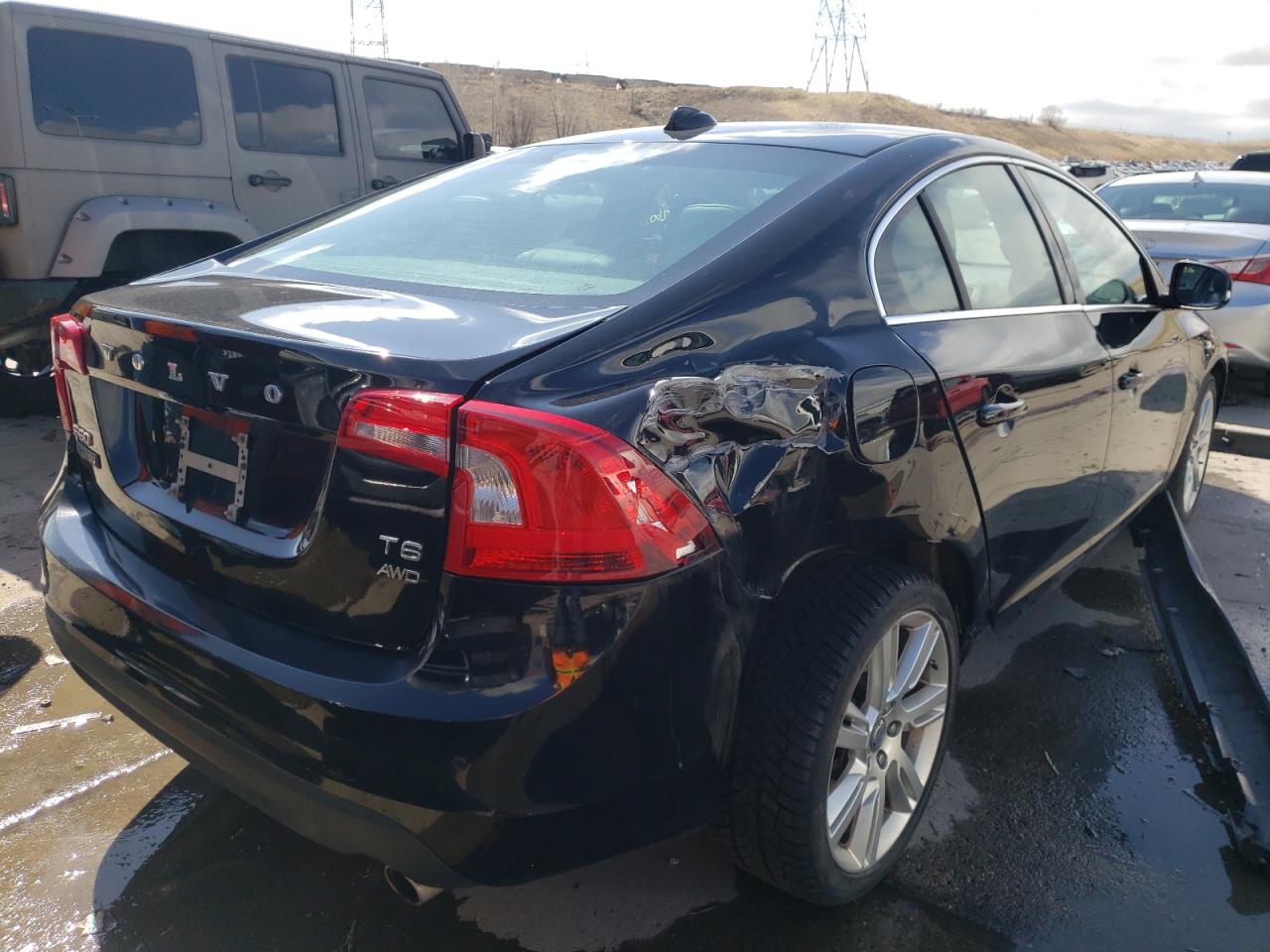 Photo 4 from auction – 2011 VOLVO S60 T6 with VIN YV1902FH5B2013814