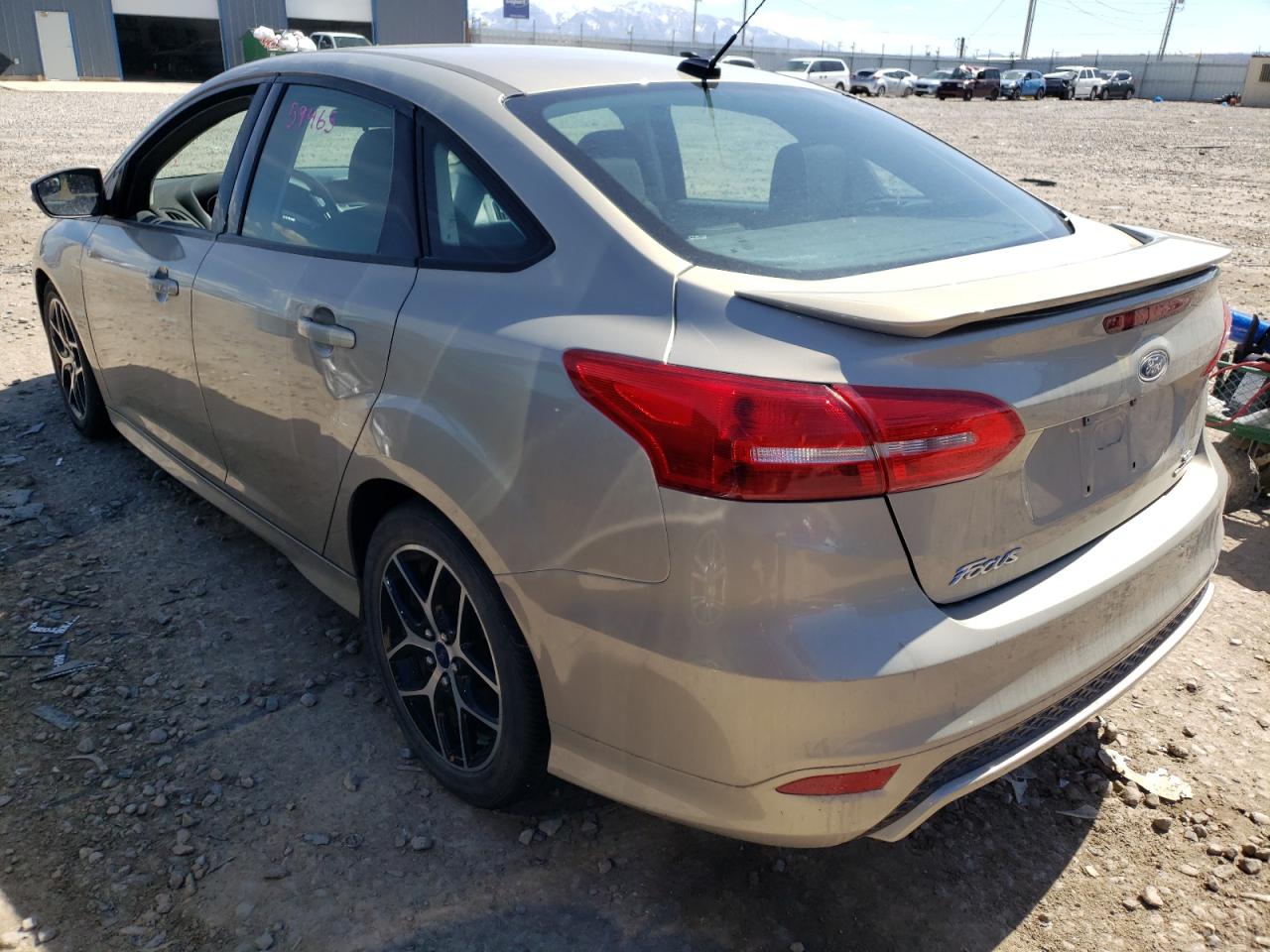 Photo 3 from auction – 2015 FORD FOCUS SE with VIN 1FADP3F29FL380363
