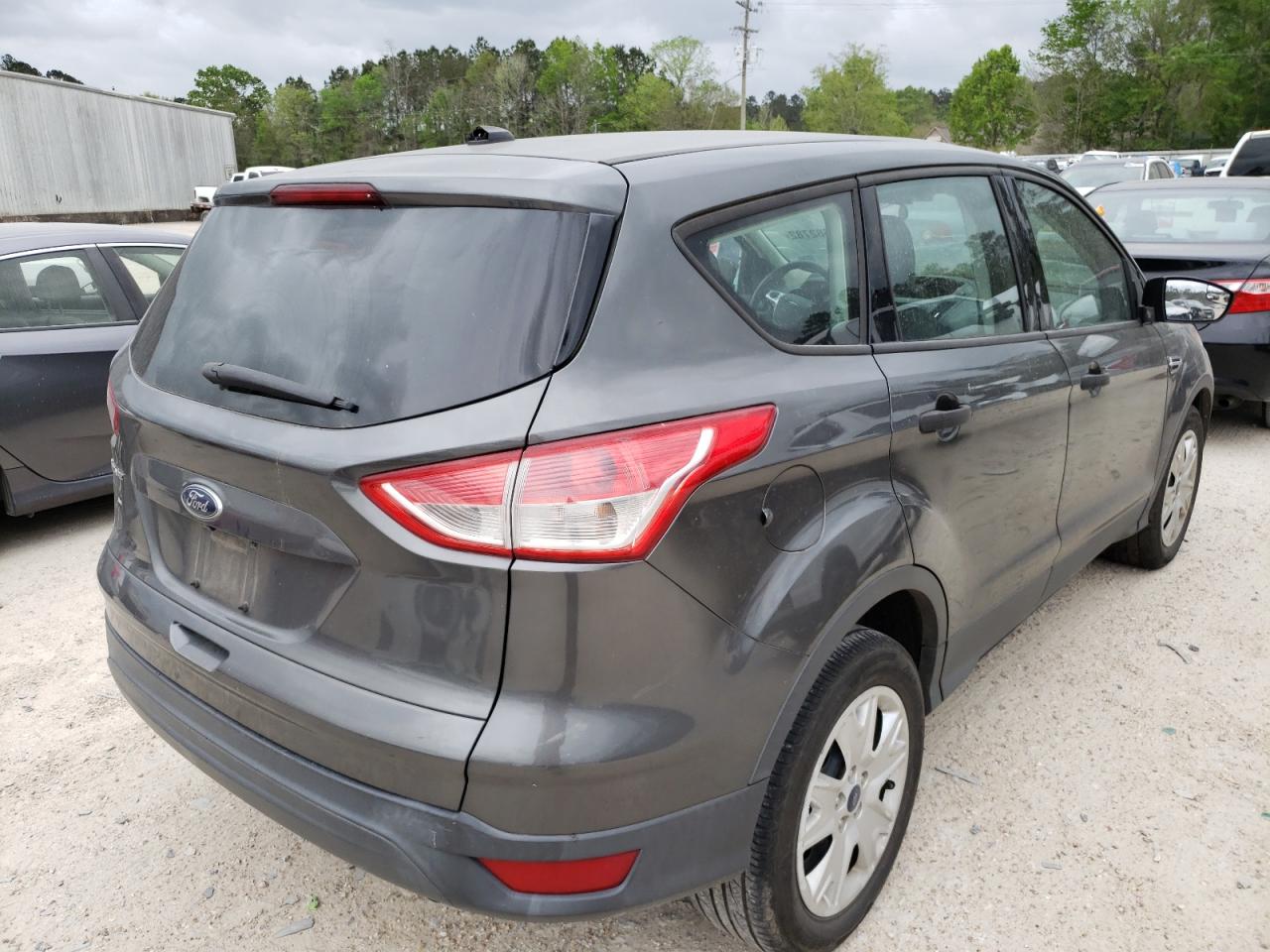 Photo 4 from auction – 2015 FORD ESCAPE S with VIN 1FMCU0F73FUB78102
