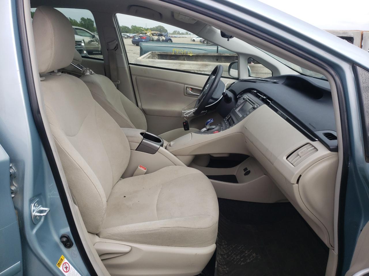 Photo 5 from auction – 2015 TOYOTA PRIUS with VIN JTDKN3DU5F1968140