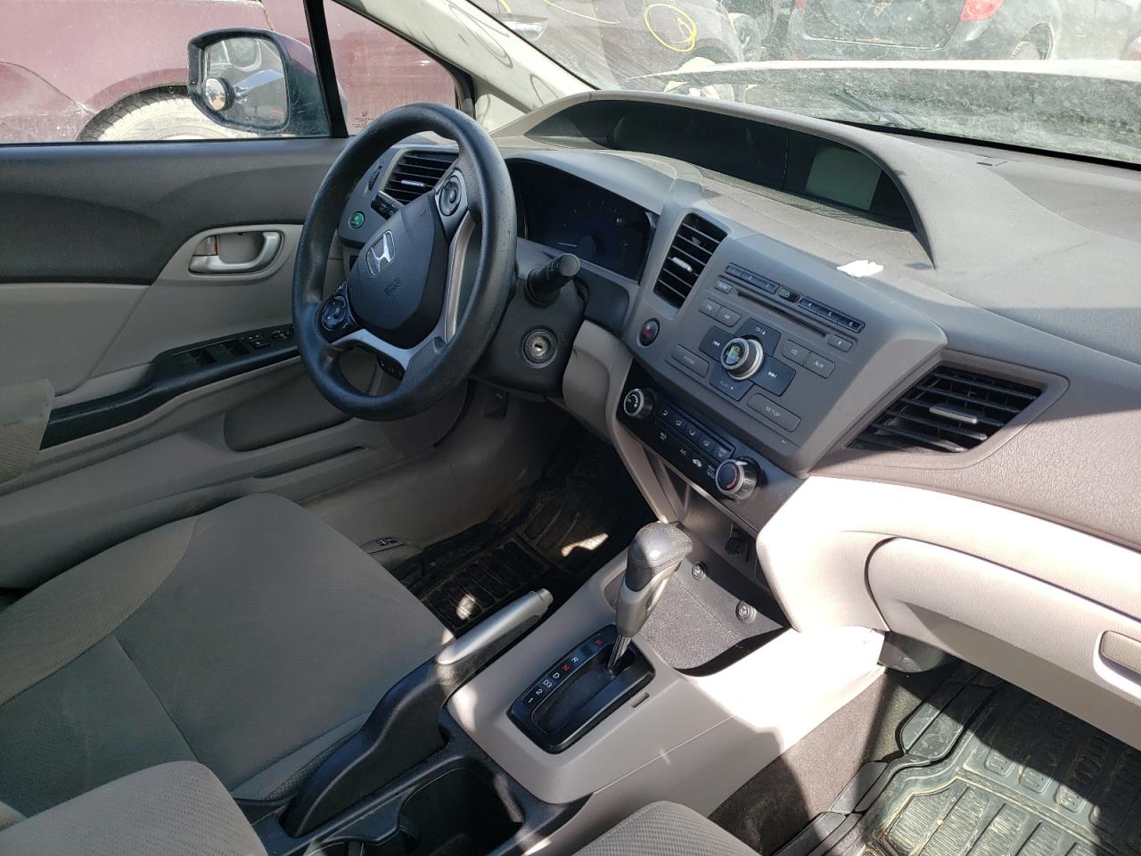 Photo 9 from auction – 2012 HONDA CIVIC LX with VIN 2HGFB2F43CH034980