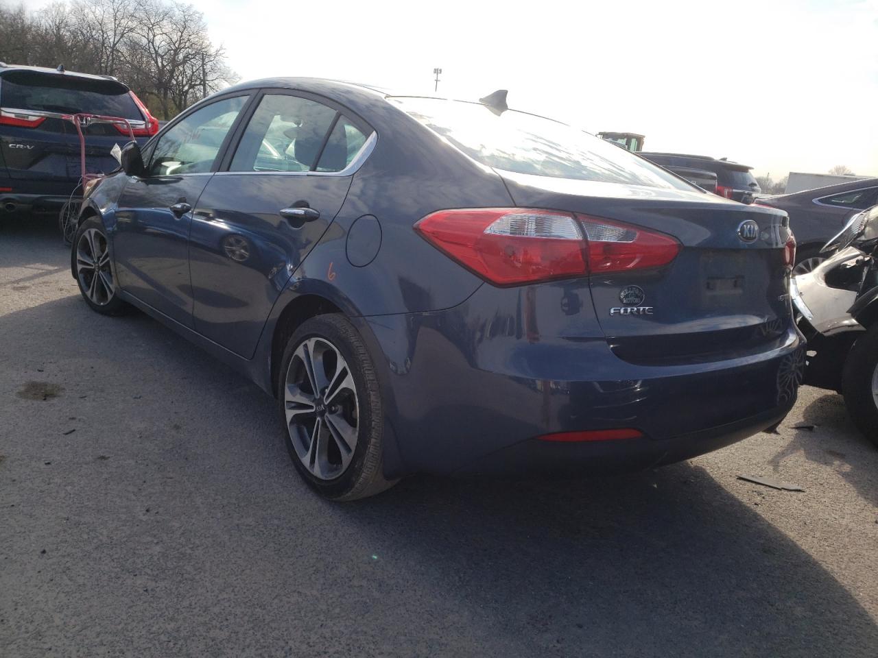 Фото 3 с аукциона – 2014 KIA FORTE EX с VIN KNAFX4A89E5070931