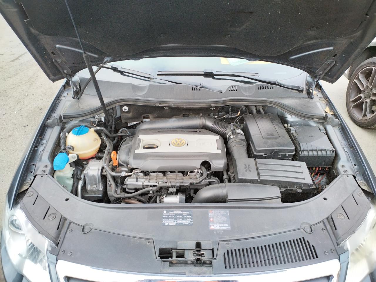 Photo 7 from auction – 2009 VOLKSWAGEN PASSAT TUR with VIN WVWJK73C19P032215