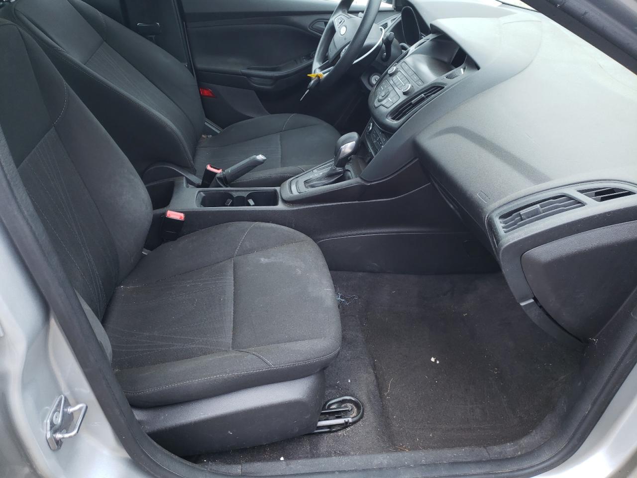 Photo 5 from auction – 2018 FORD FOCUS S with VIN 1FADP3E27JL274505