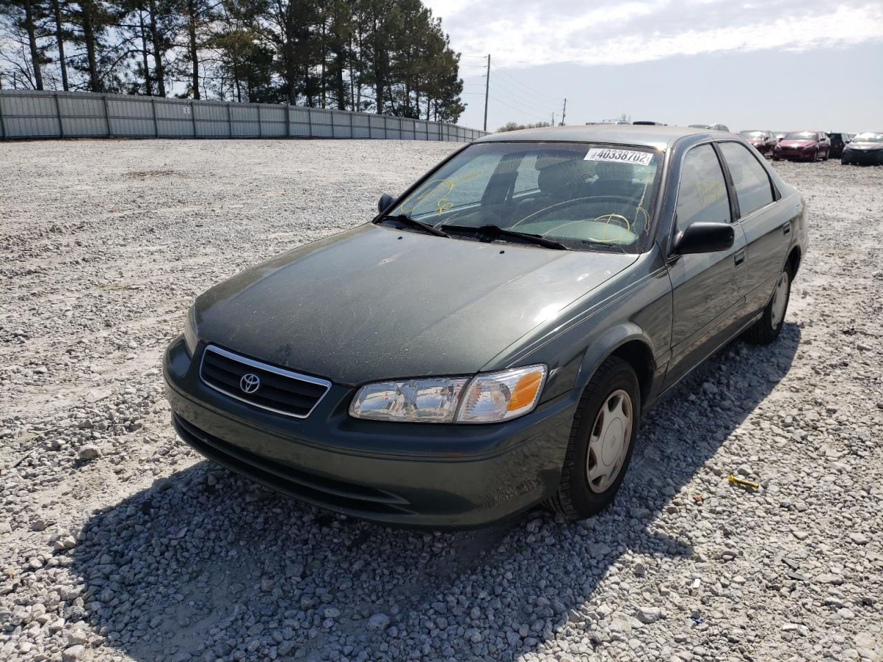 Photo 2 from auction – 2000 TOYOTA CAMRY CE with VIN 4T1BG22K4YU642073