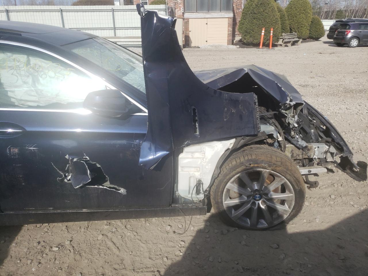 Photo 9 from auction – 2013 BMW 528 XI with VIN WBAXH5C59DD108186