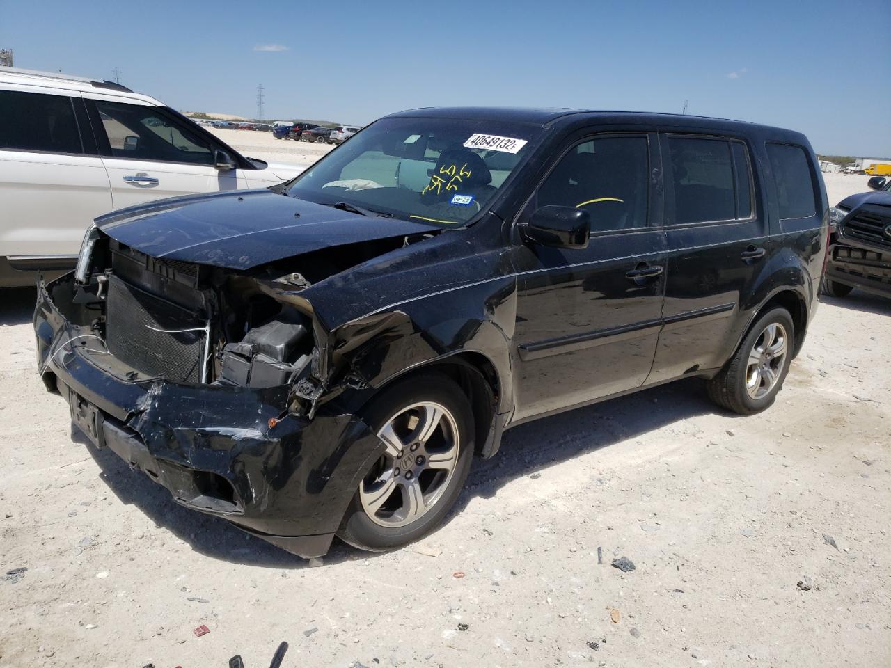 Photo 2 from auction – 2015 HONDA PILOT SE with VIN 5FNYF3H35FB034575