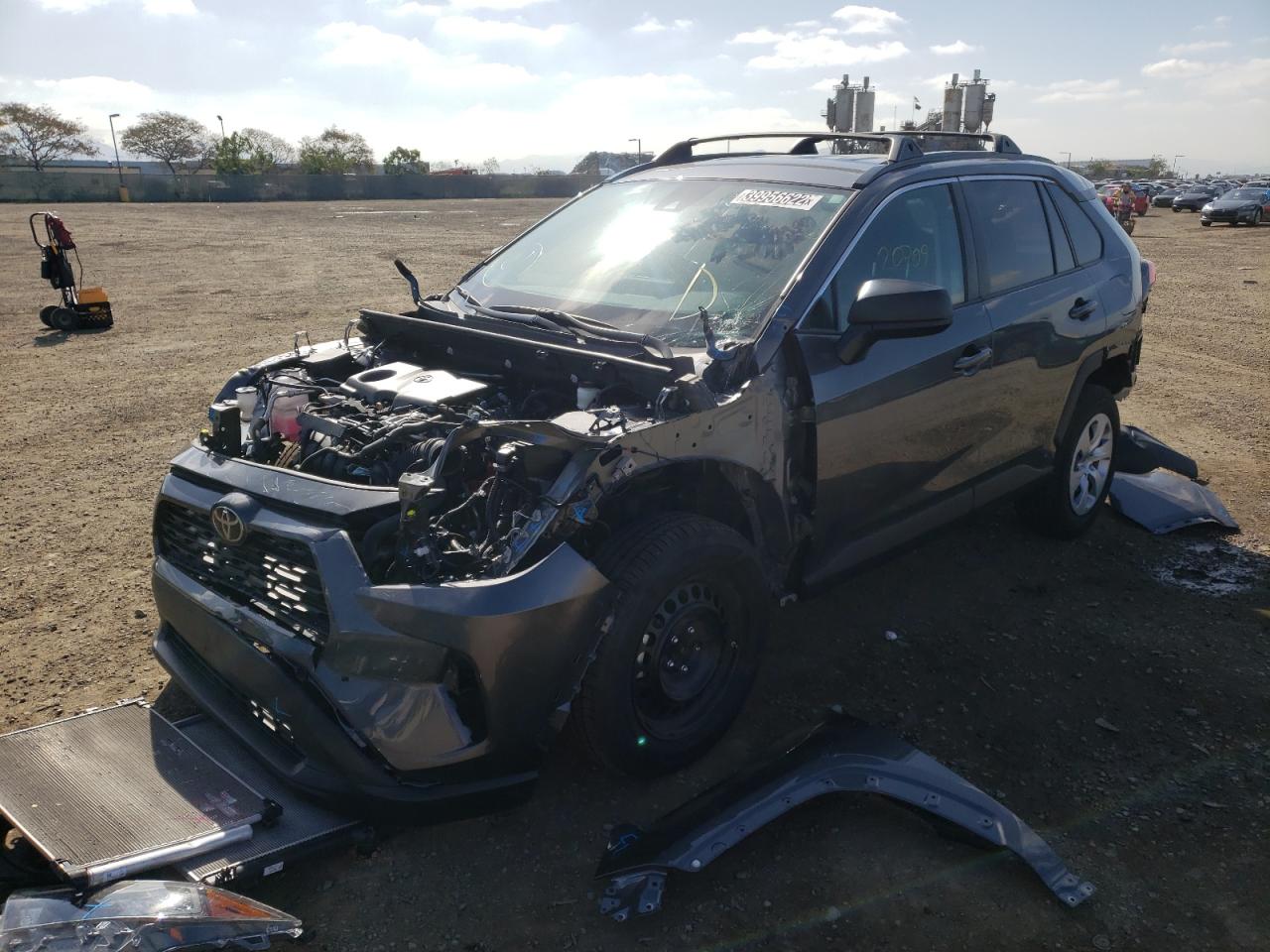 Photo 2 from auction – 2020 TOYOTA RAV4 LE with VIN 2T3H1RFV3LC084534