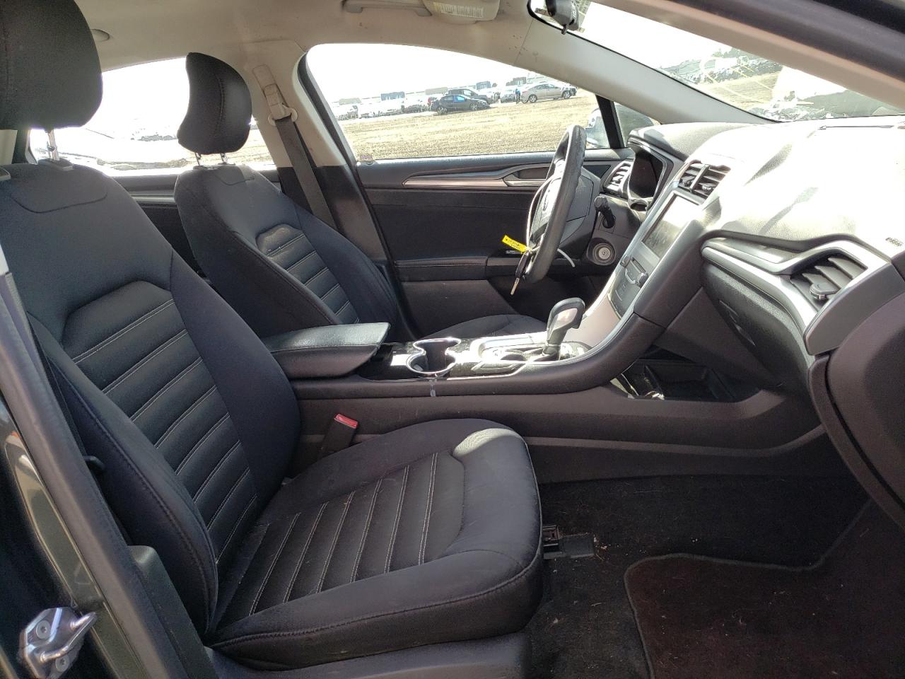 Photo 5 from auction – 2015 FORD FUSION SE with VIN 3FA6P0H73FR214017