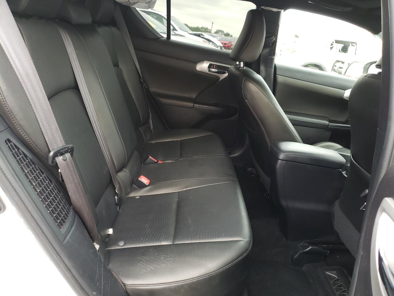 Photo 6 from auction – 2012 LEXUS CT 200 with VIN JTHKD5BH3C2115230