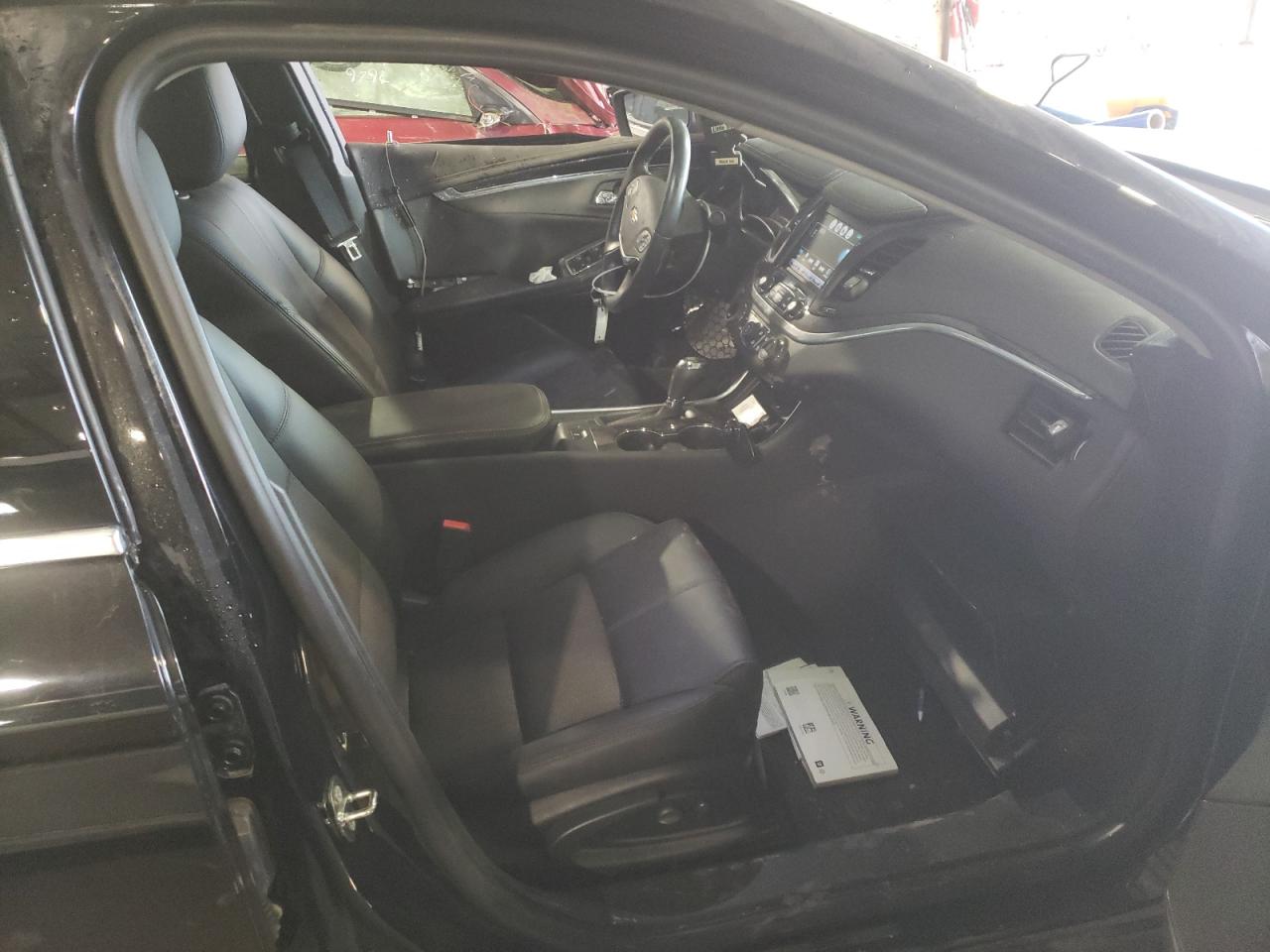 Photo 5 from auction – 2018 CHEVROLET IMPALA with VIN 1G1105S33JU103943