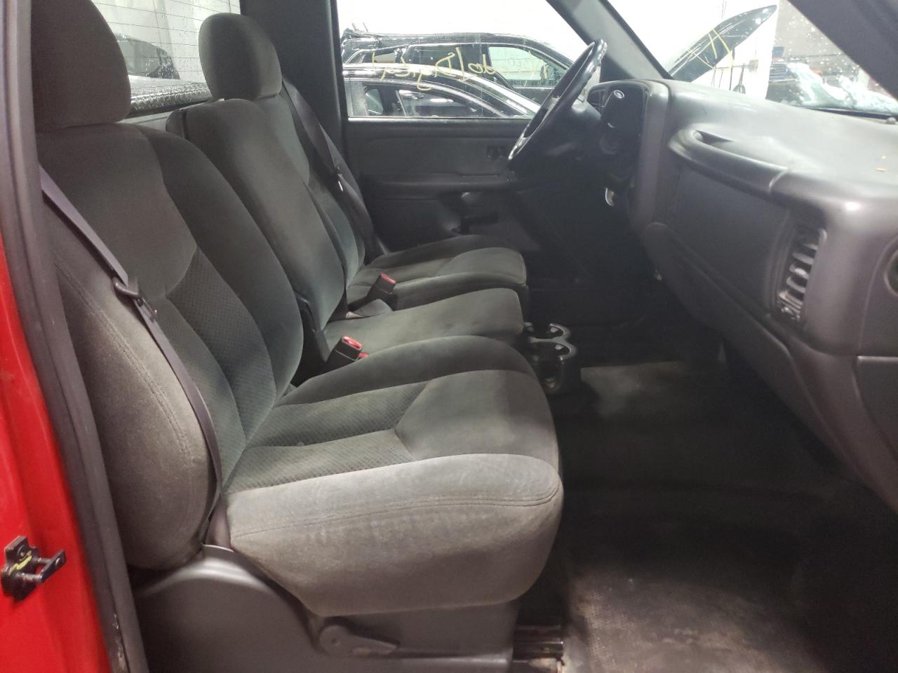 Photo 5 from auction – 2003 CHEVROLET SILVERADO with VIN 1GCHK24U43E324002