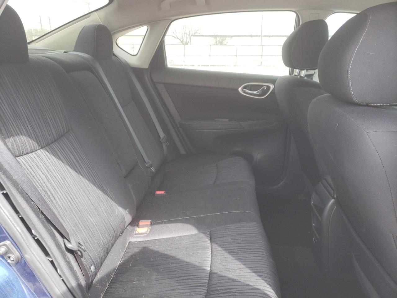 Photo 6 from auction – 2019 NISSAN SENTRA S with VIN 3N1AB7AP8KL613253