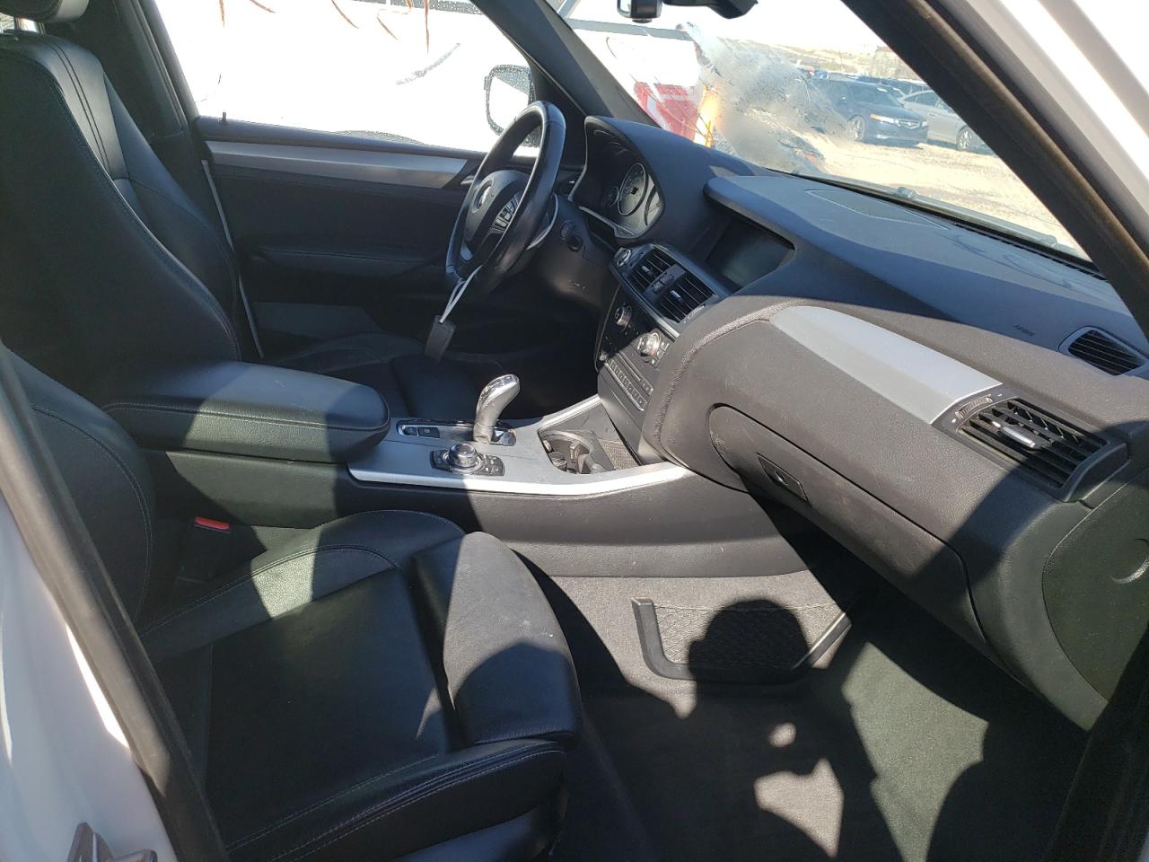 Photo 5 from auction – 2011 BMW X3 XDRIVE3 with VIN 5UXWX7C50BL734207
