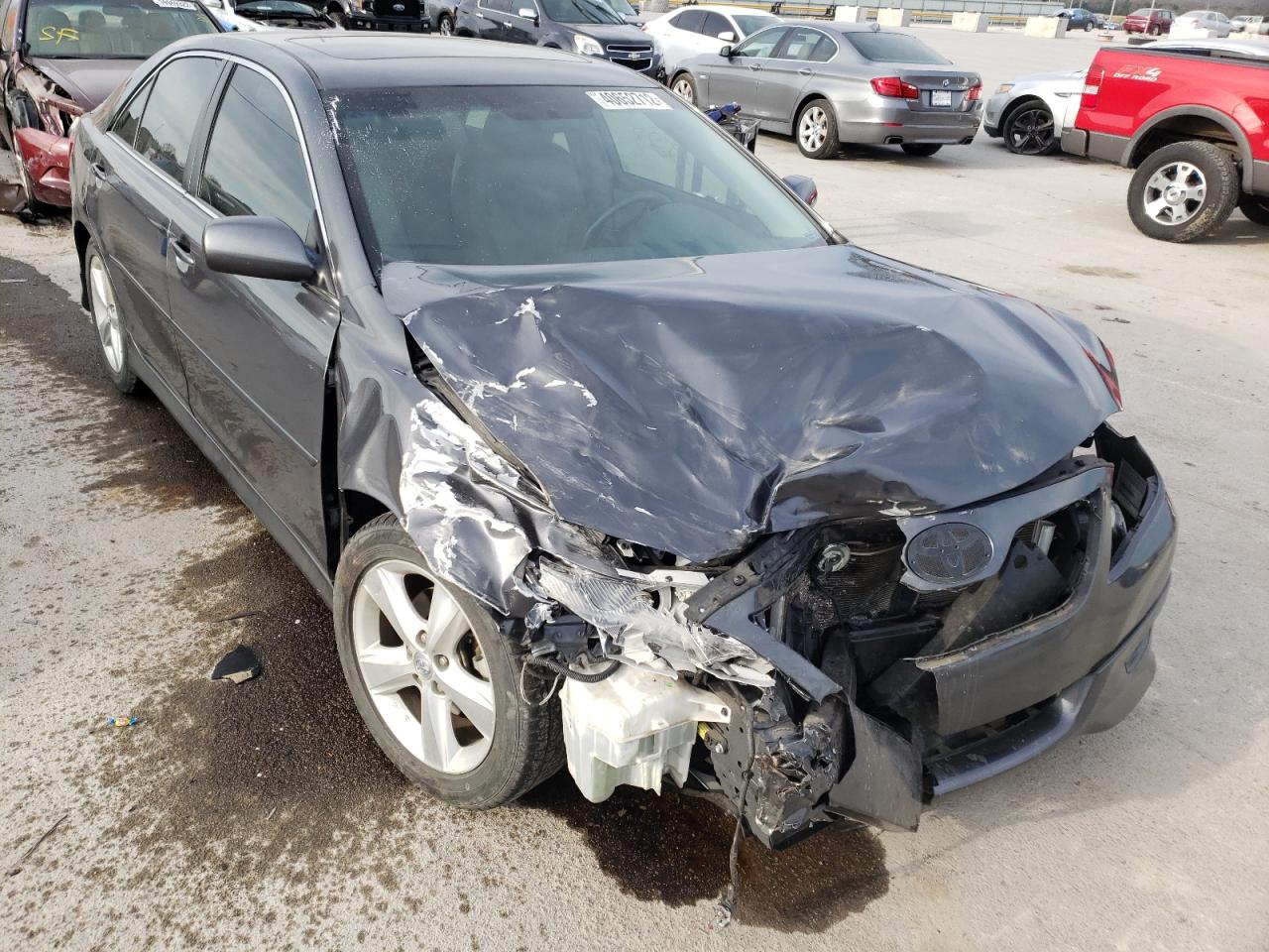TOYOTA CAMRY BASE 2011 con VIN 4T1BF3EK3BU640388 - Foto de la subasta