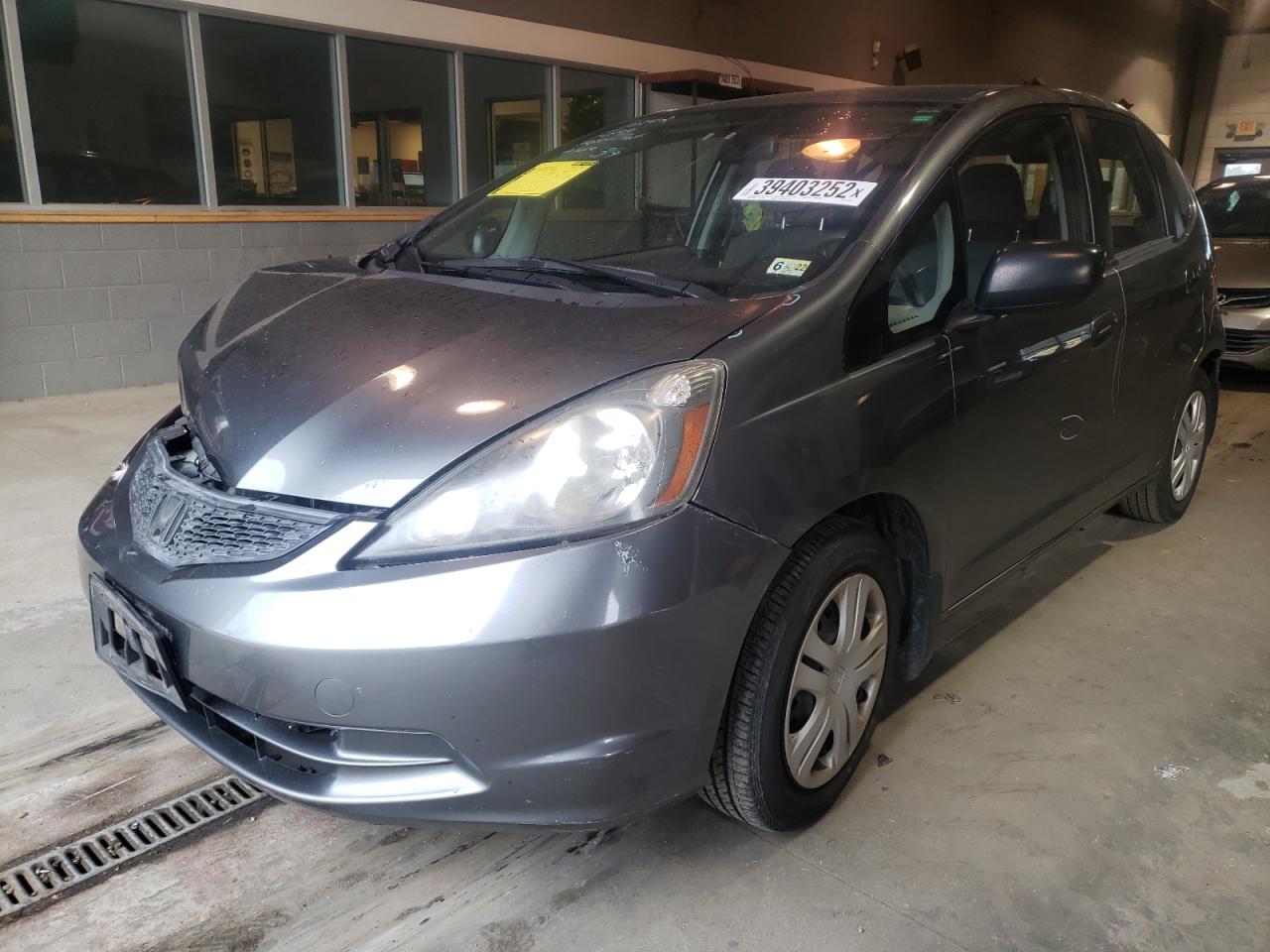 Photo 2 from auction – 2011 HONDA FIT with VIN JHMGE8H36BC023568