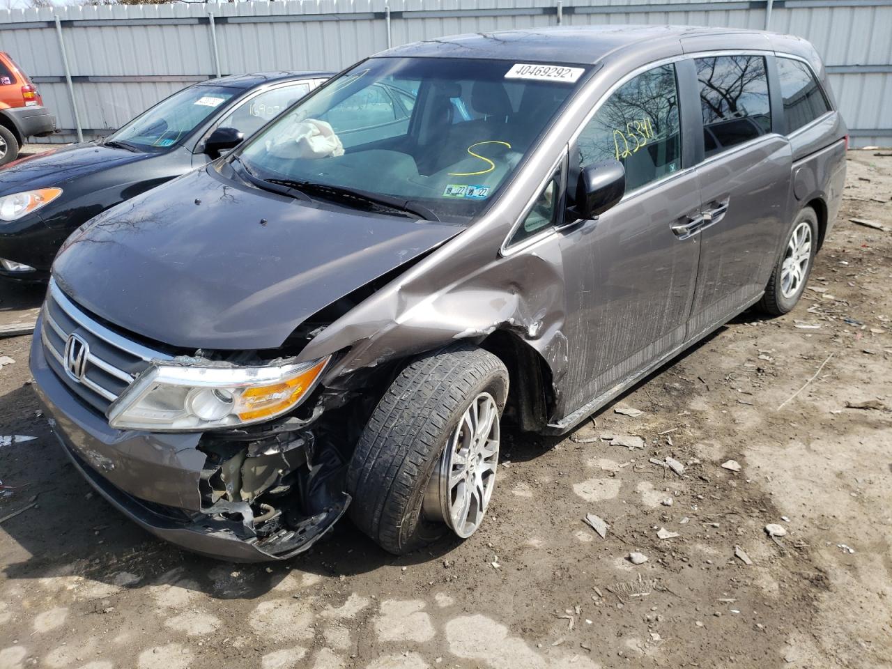 Photo 2 from auction – 2012 HONDA ODYSSEY EX with VIN 5FNRL5H48CB013488