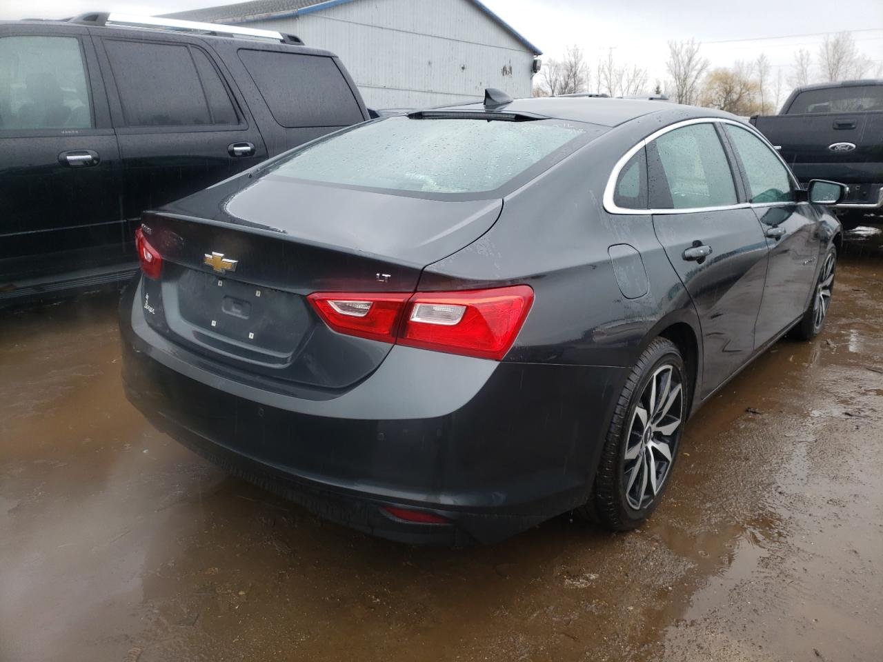 Photo 4 from auction – 2017 CHEVROLET MALIBU LT with VIN 1G1ZE5ST0HF282767