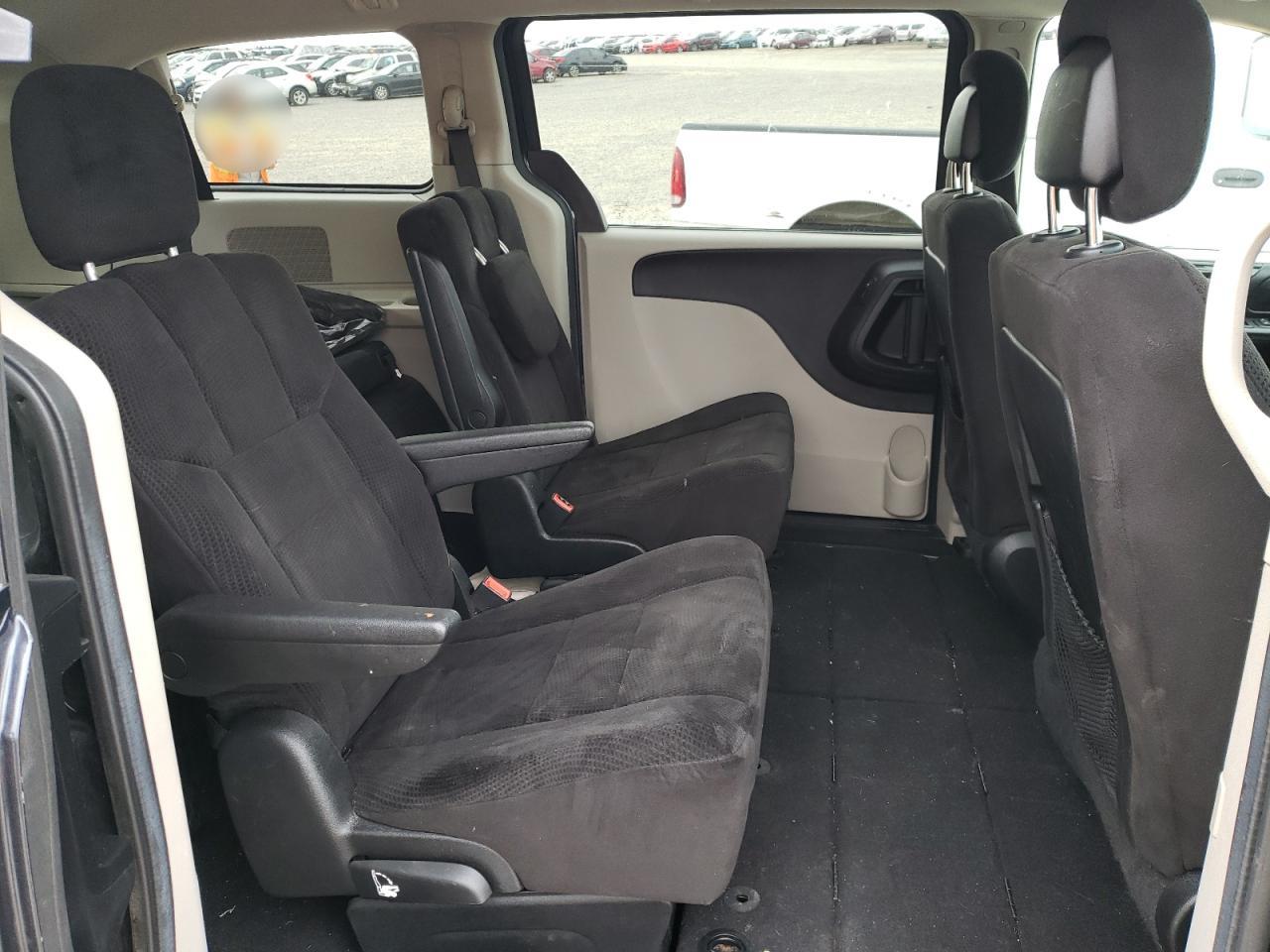 Photo 6 from auction – 2014 DODGE GRAND CARA with VIN 2C4RDGCG7ER128665